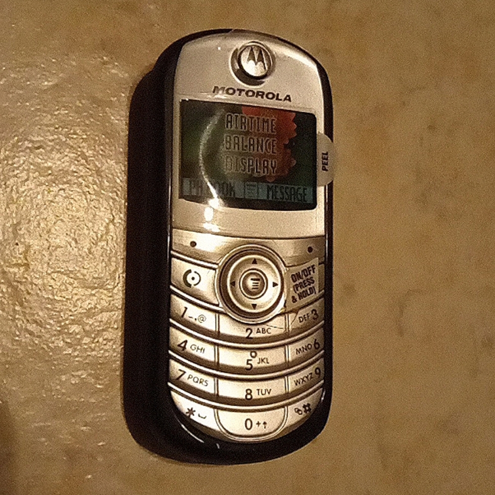 Cellphone NWOT - Picture 3 of 4